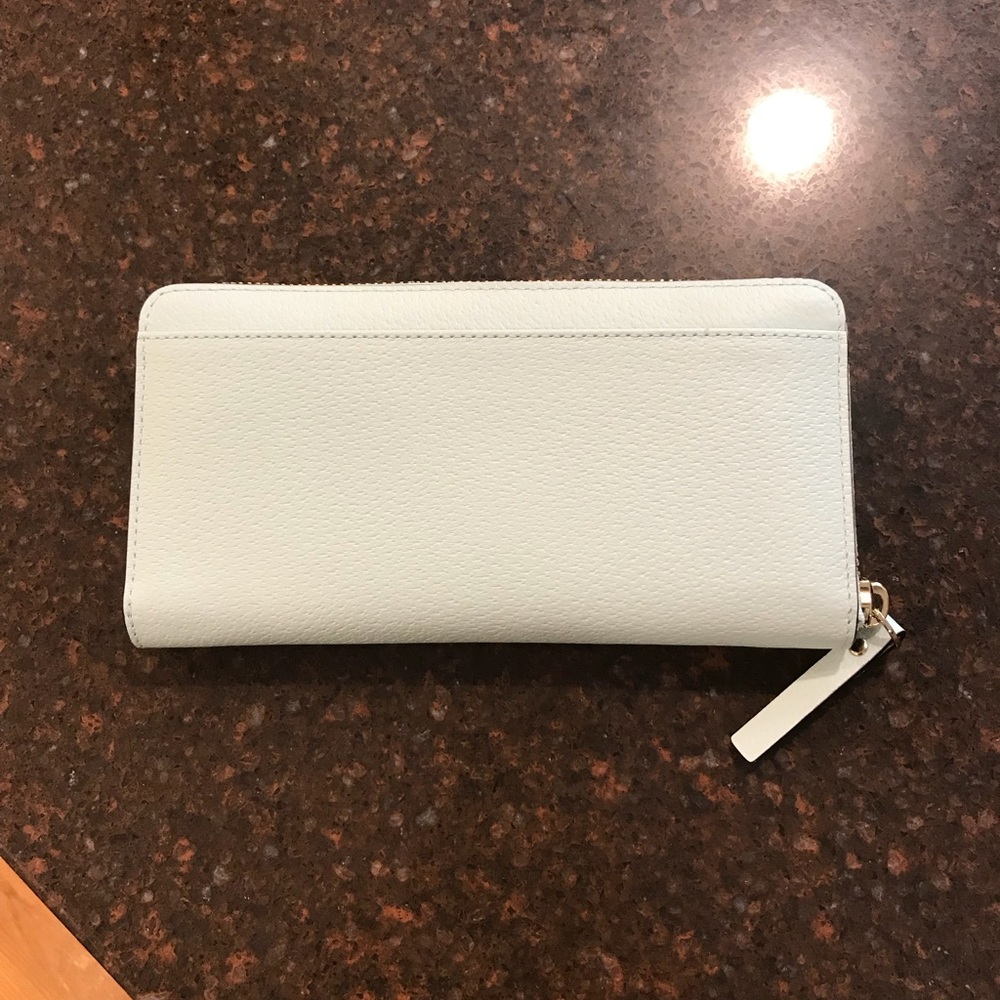 Kate Spade Wallet - Picture 3 of 4